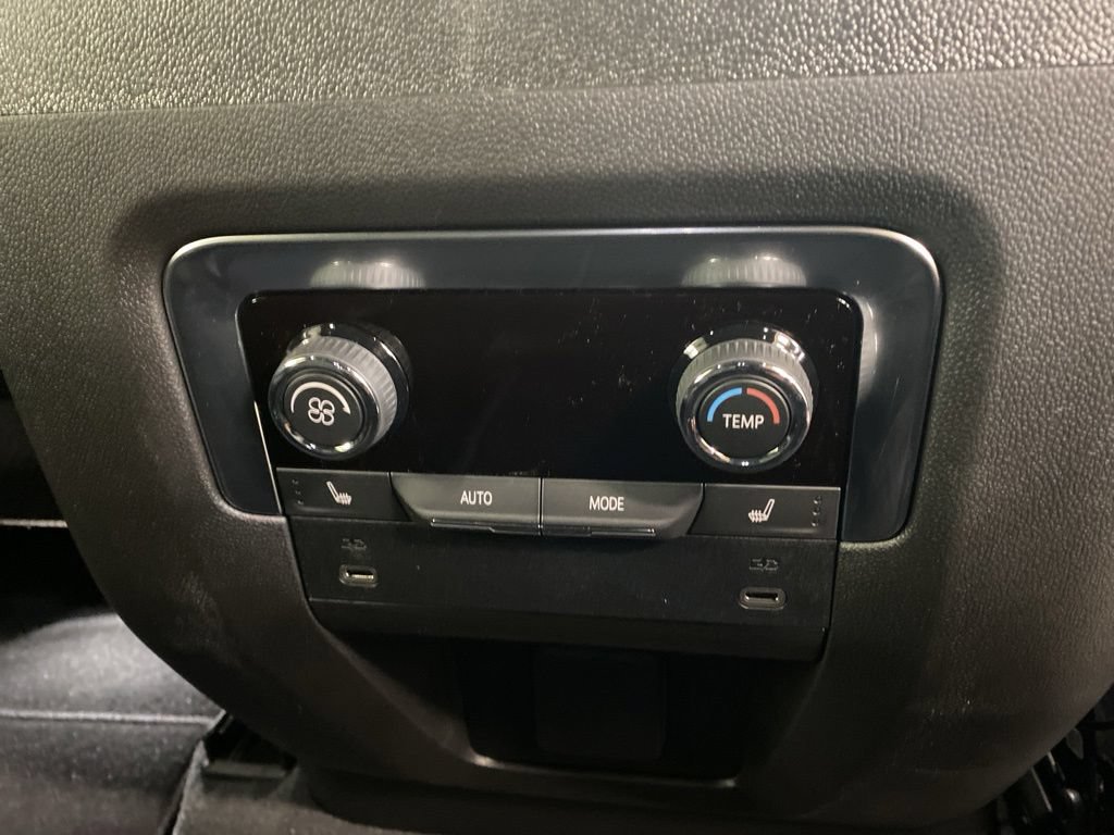 New 2026 Chevrolet Tahoe Premier w/ Sun And Tow Package AWD/4WD image 30