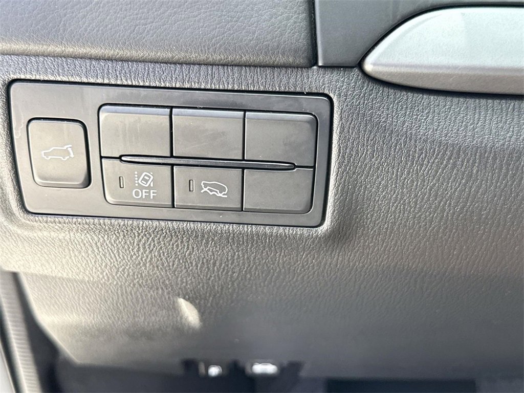 Used 2022 MAZDA CX-9 Touring image 16