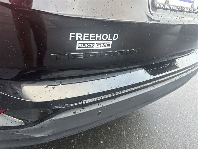 Used 2023 GMC Terrain SLE w/ Driver Convenience Package image 27