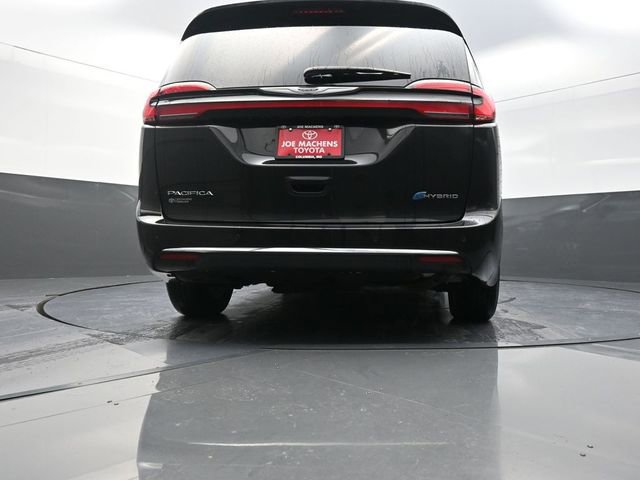 Used 2023 Chrysler Pacifica Touring-L FWD image 35