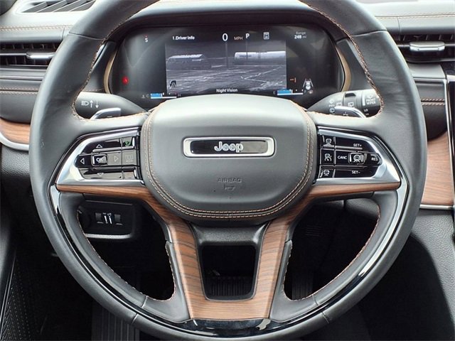 Used 2023 Jeep Grand Cherokee Summit w/ Adv Protech Group IV image 26