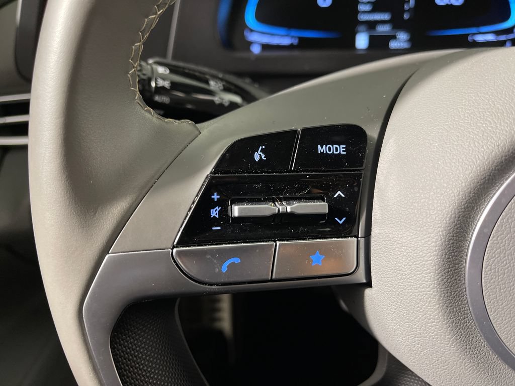 Certified 2025 Hyundai Elantra Sport FWD image 28