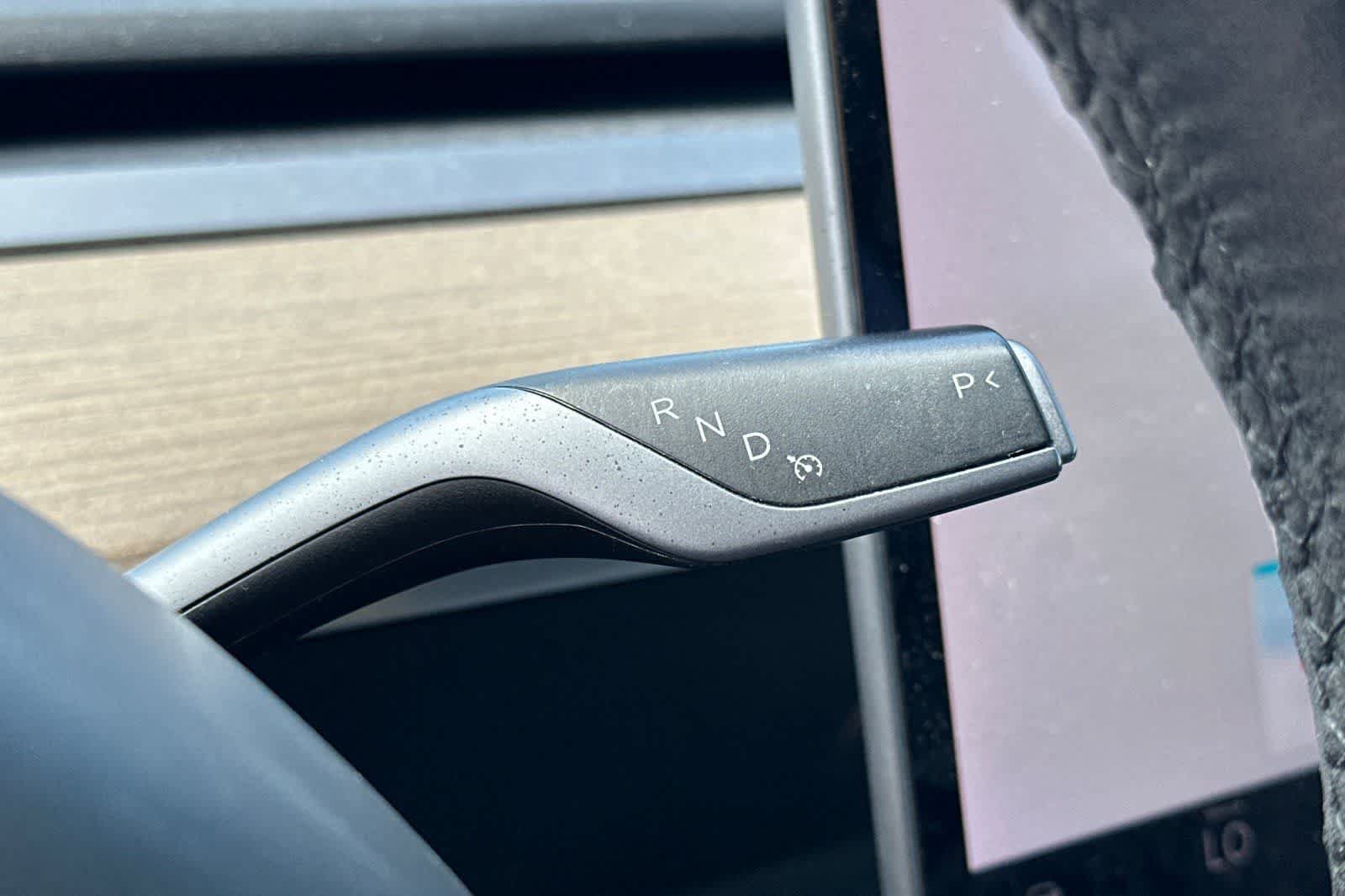Used 2022 Tesla Model Y Long Range AWD/4WD image 24