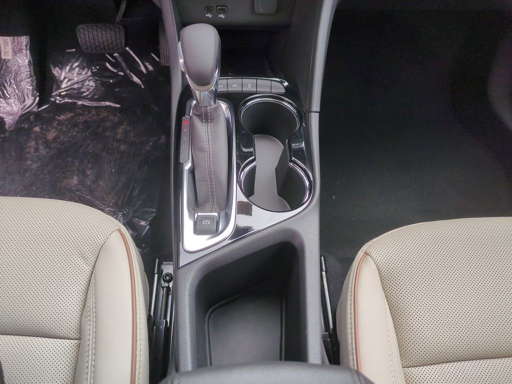 New 2026 Buick Encore GX Avenir w/ Avenir Technology Package image 13