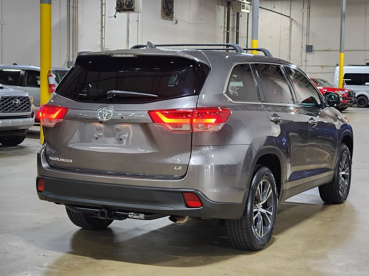 Used 2019 Toyota Highlander Plus FWD image 8