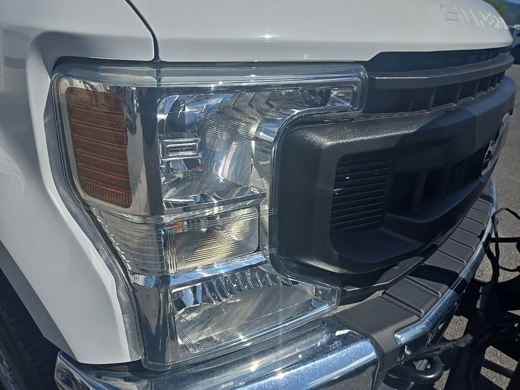 Used 2022 Ford F250 XL w/ Power Equipment Group AWD/4WD image 29