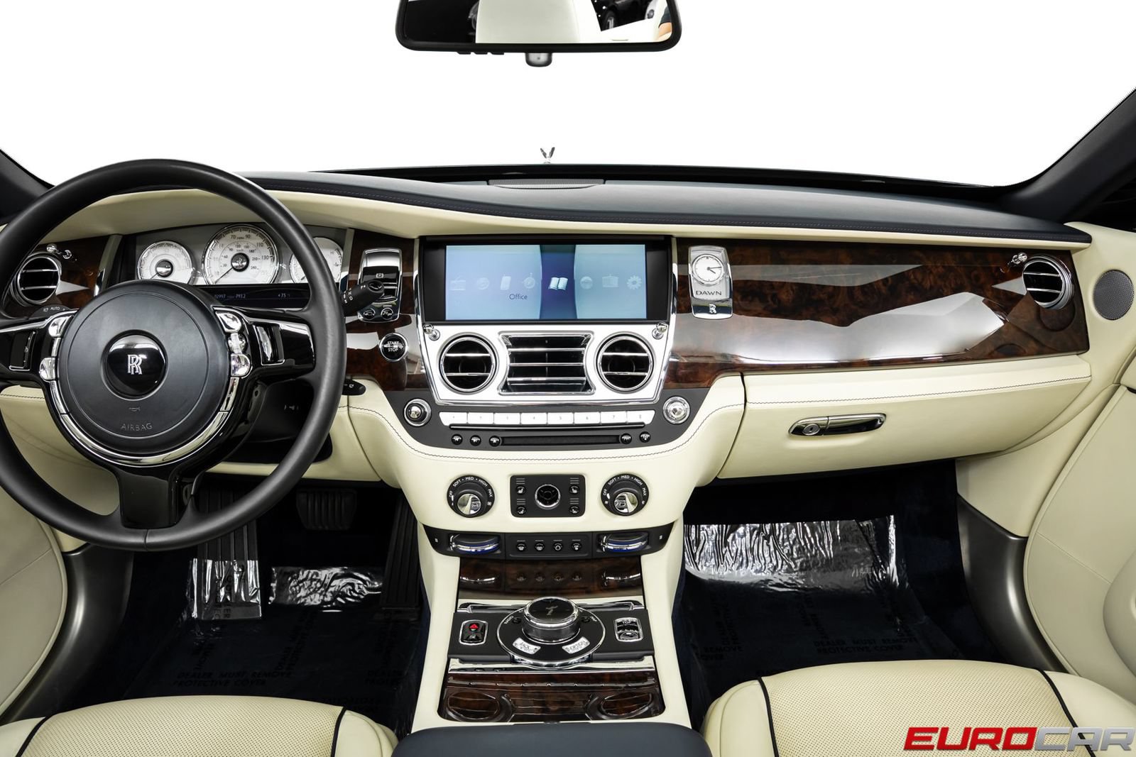 Used 2017 Rolls-Royce Dawn RWD image 26