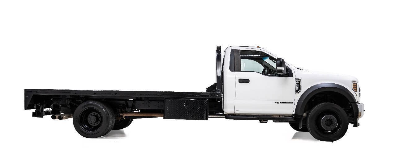 Used 2018 Ford F550 4x4 Regular Cab Super Duty image 5