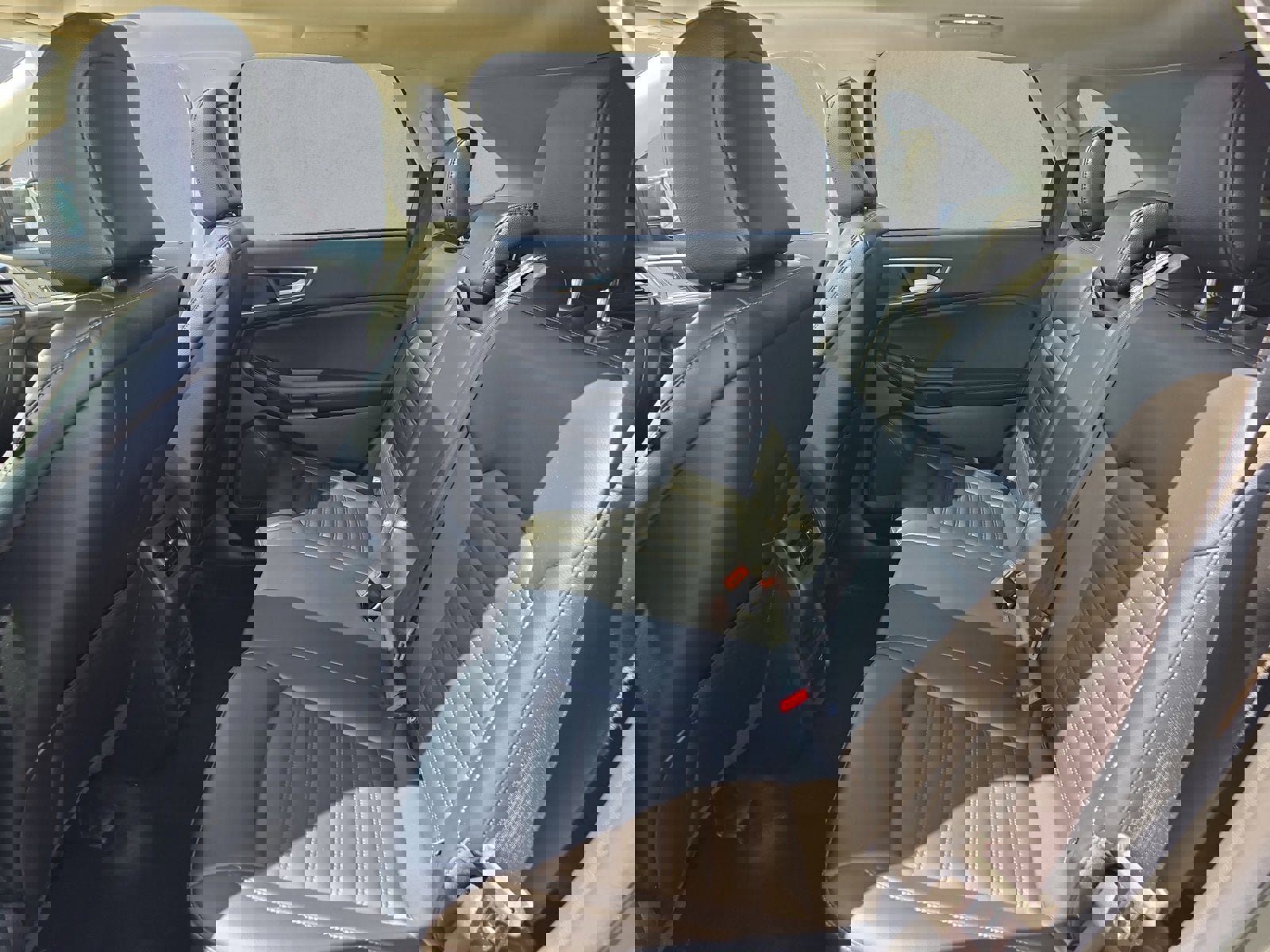 Used 2023 Ford Edge SEL w/ Convenience Package AWD/4WD image 23