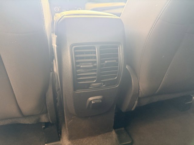 Used 2018 Ford Escape SE w/ SE Sync 3 Package image 15