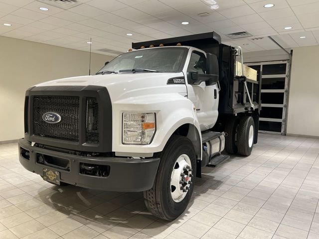 New 2026 Ford F750 2WD Regular Cab Super Duty image 1