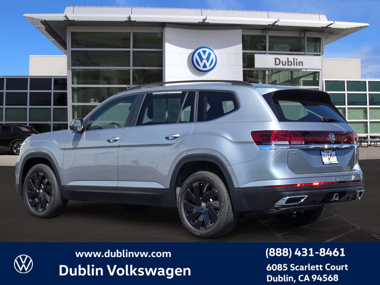 Used 2024 Volkswagen Atlas SE AWD/4WD image 6