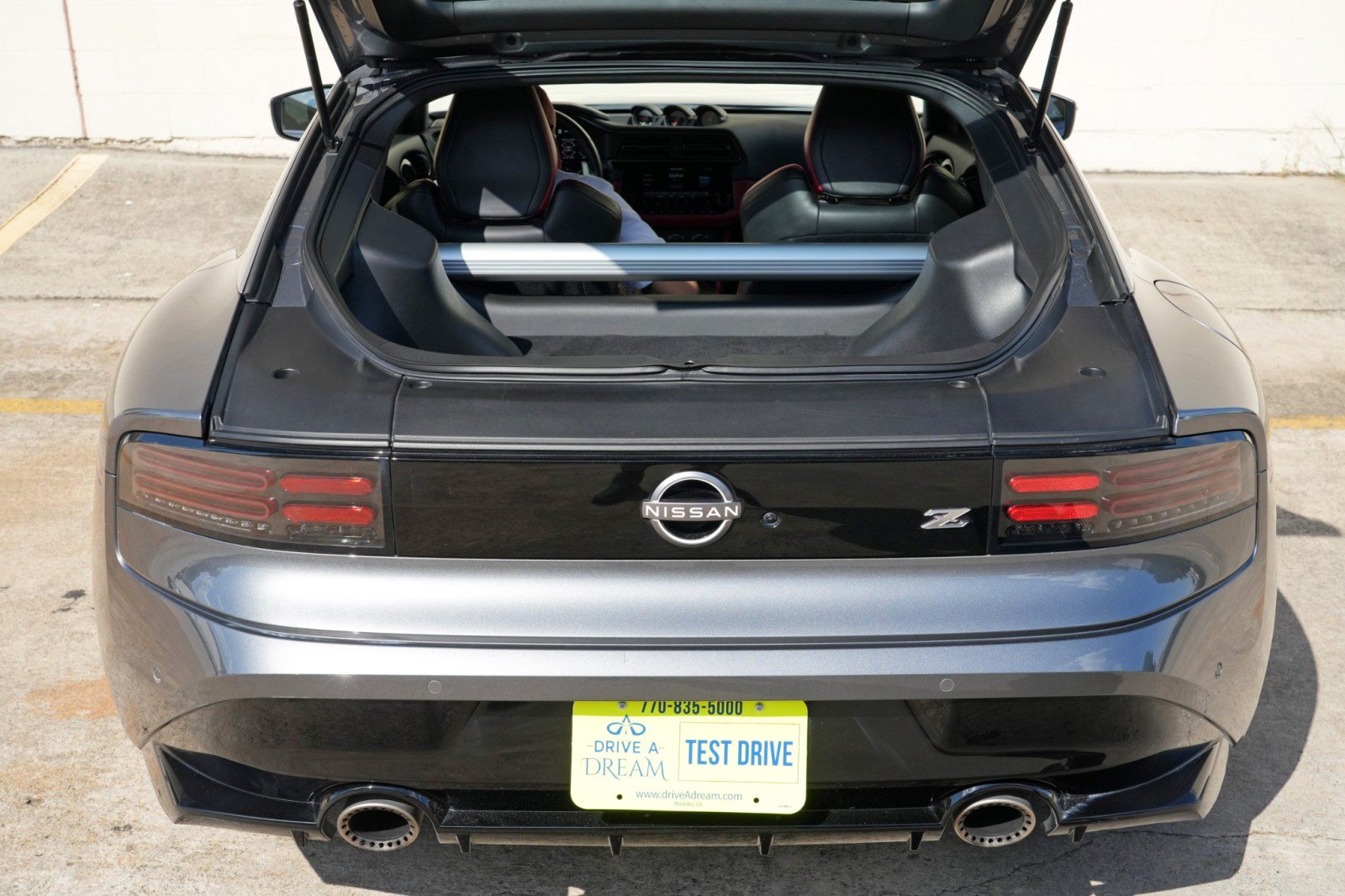 Used 2025 Nissan Z Performance w/ Floor Mat Package RWD image 10