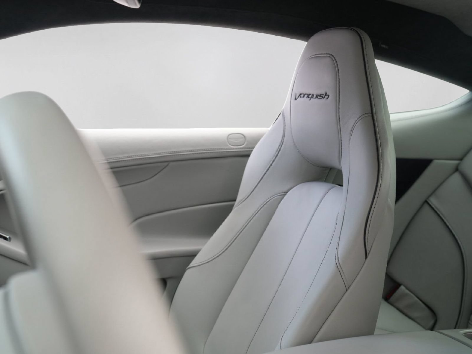 Used 2016 Aston Martin Vanquish Coupe RWD image 9