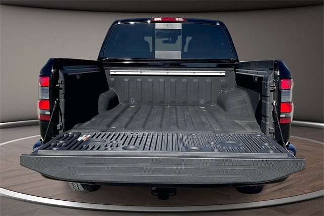 Certified 2025 Nissan Frontier PRO-4X w/ Pro Convenience Package image 16