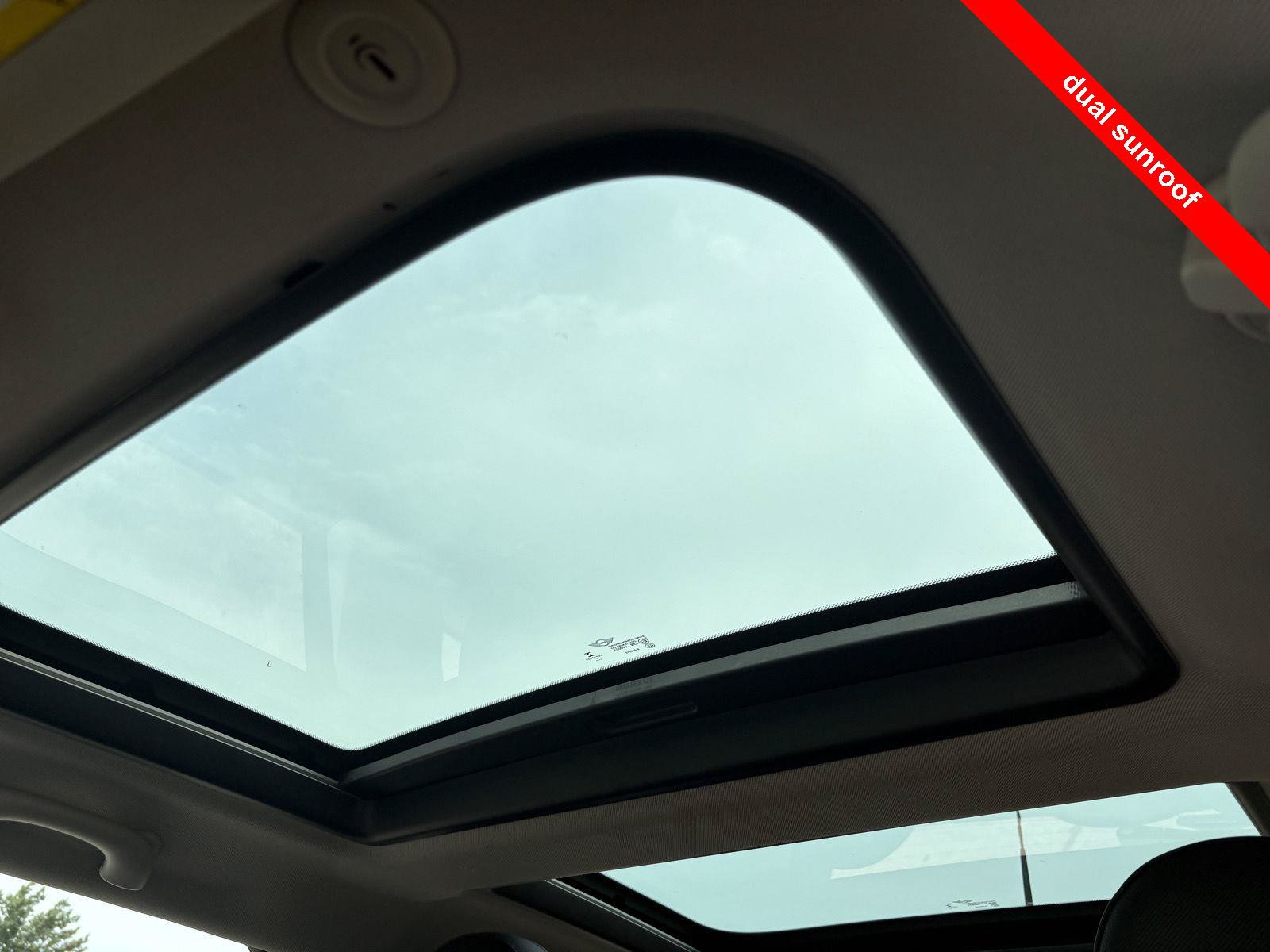Used 2017 MINI Cooper 2-Door Hardtop FWD image 6