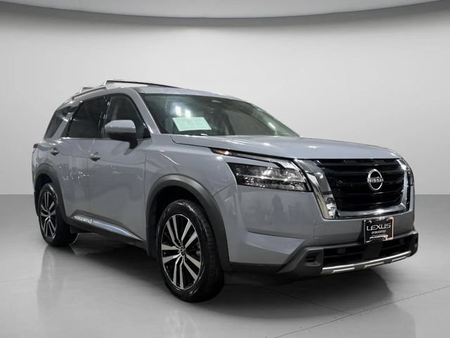 Used 2023 Nissan Pathfinder Platinum