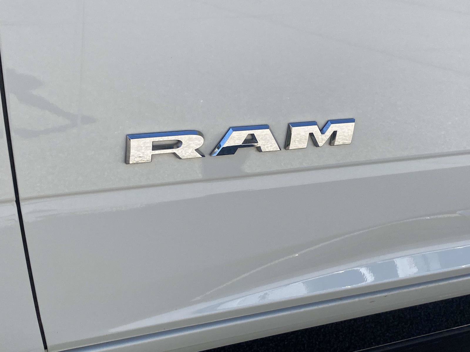 Used 2026 RAM 2500 Big Horn AWD/4WD image 15