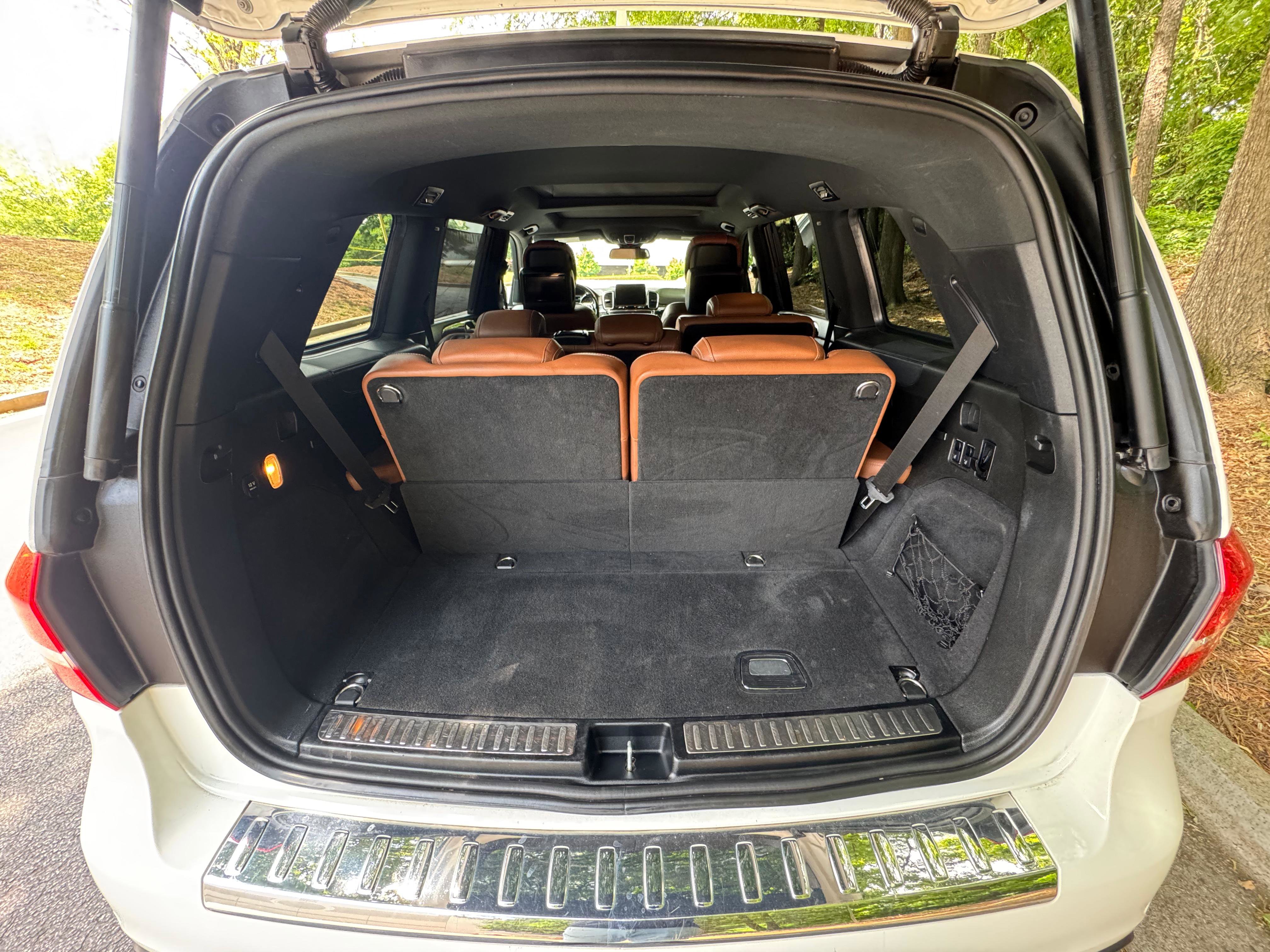 Used 2018 Mercedes-Benz GLS 550 4MATIC image 26