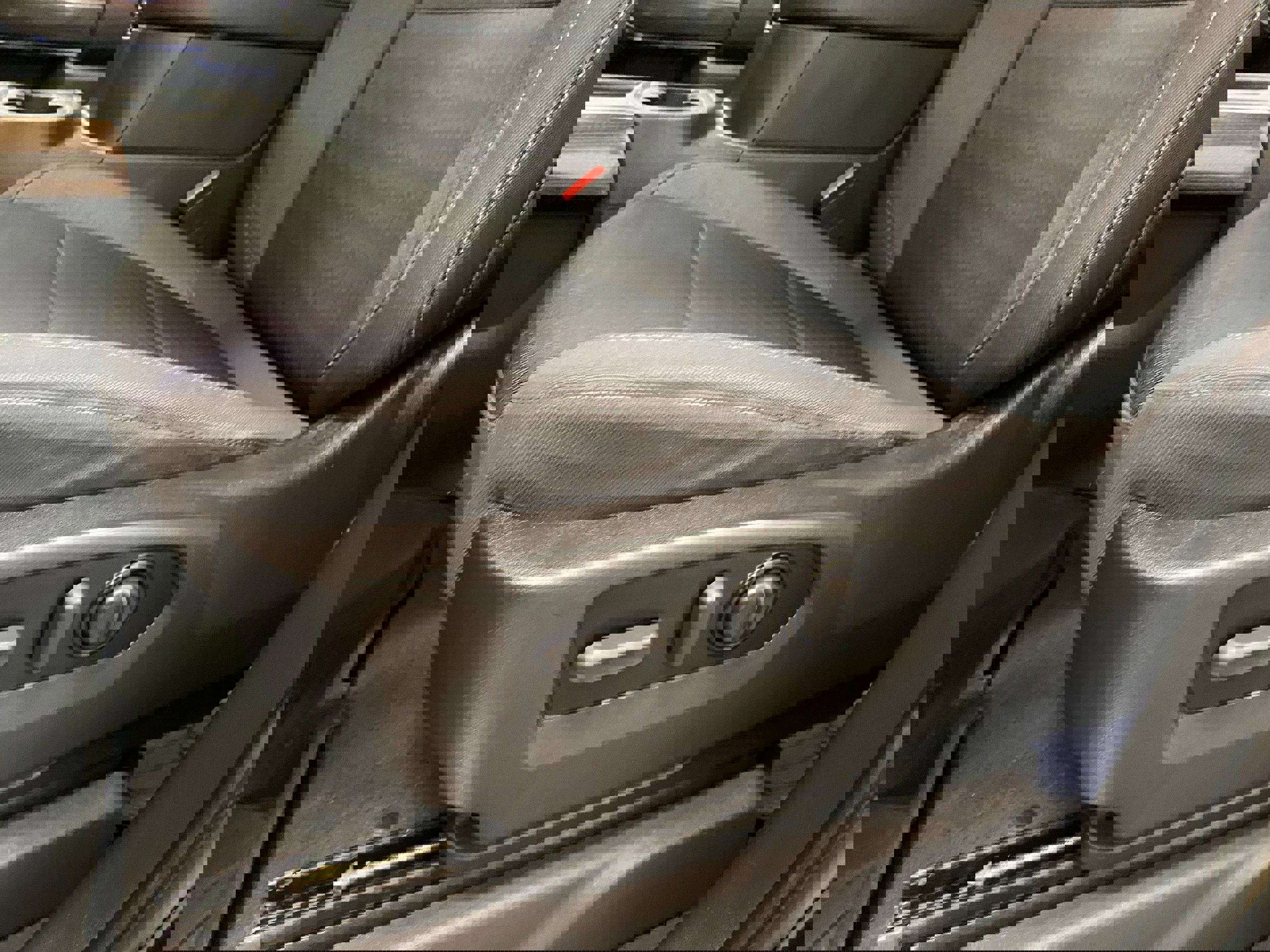 Used 2022 Chevrolet Silverado 1500 LT Trail Boss w/ Bed Protection Package image 16