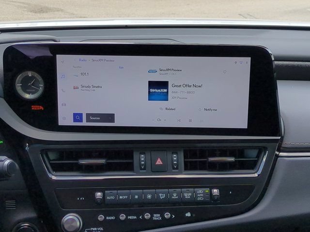 Certified 2025 Lexus ES 350 Ultra Luxury w/ Accessory Package (Z2) FWD image 17