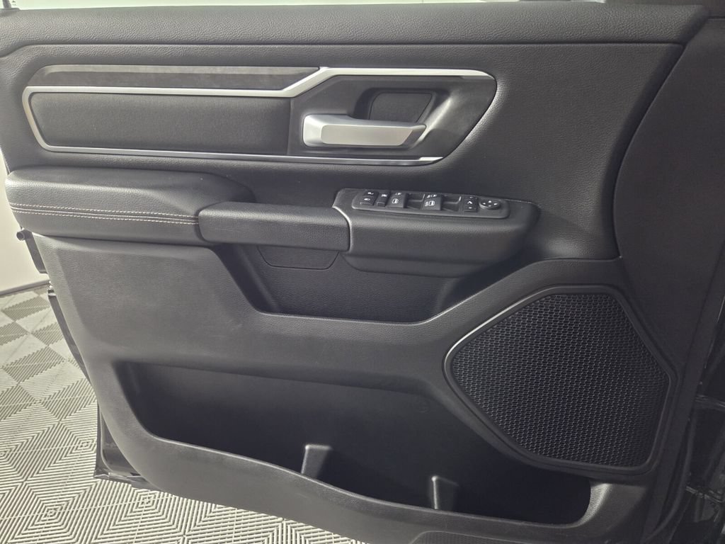 Used 2024 RAM 1500 Big Horn AWD/4WD image 21