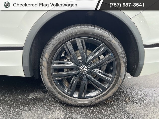 Used 2022 Volkswagen Tiguan SE R-Line image 7