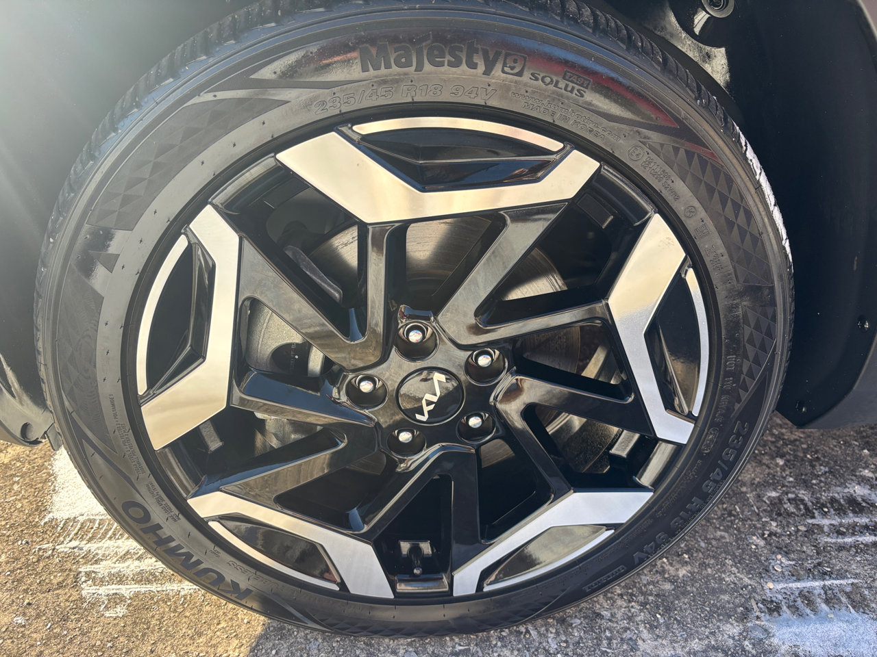 Used 2024 Kia Seltos SX w/ SX Sunroof Package image 7