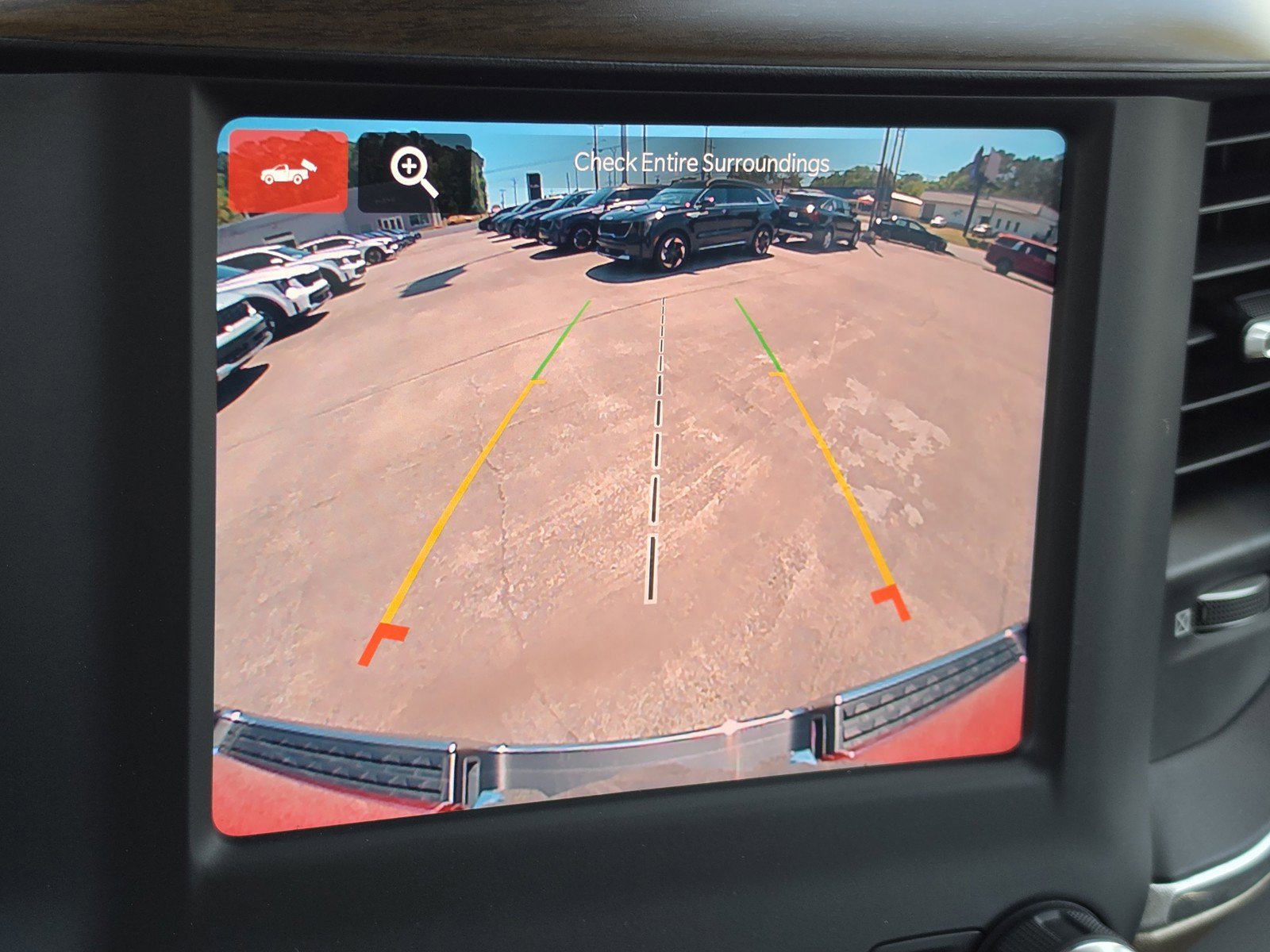 Used 2022 RAM 1500 Laramie AWD/4WD image 26