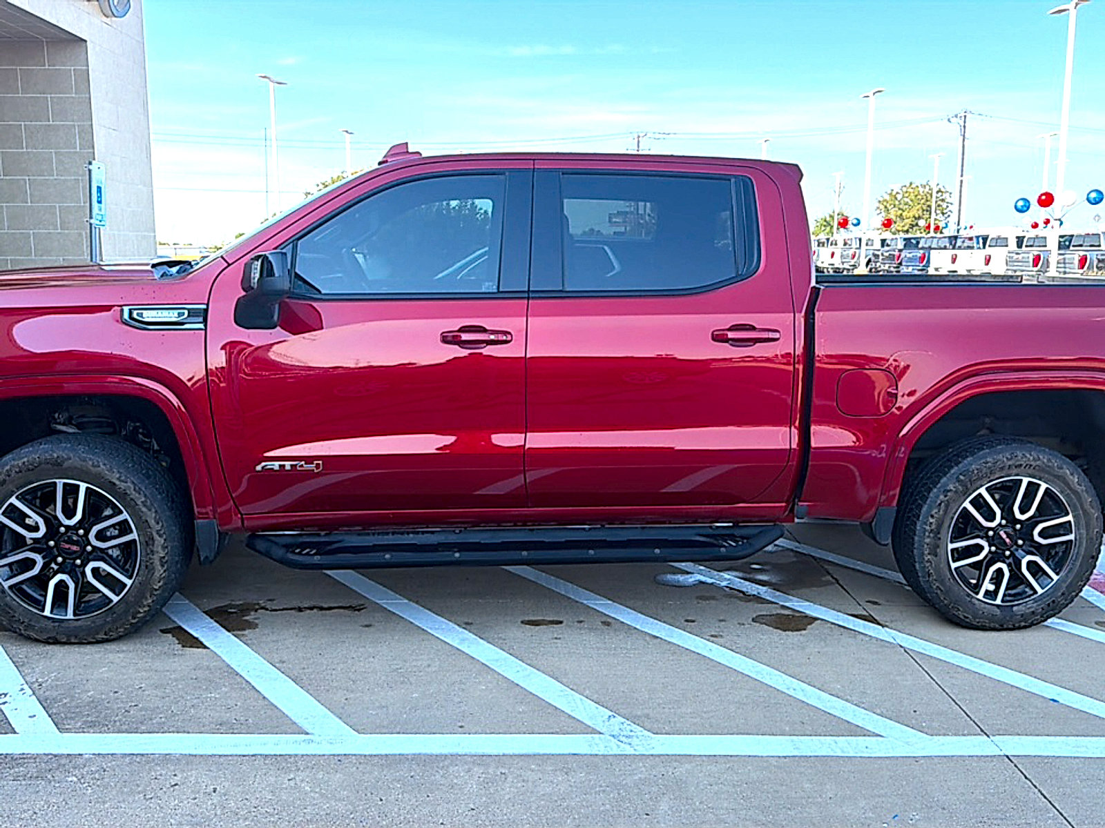 Used 2018 GMC Sierra 1500 SLT w/ All Terrain X Package AWD/4WD image 4