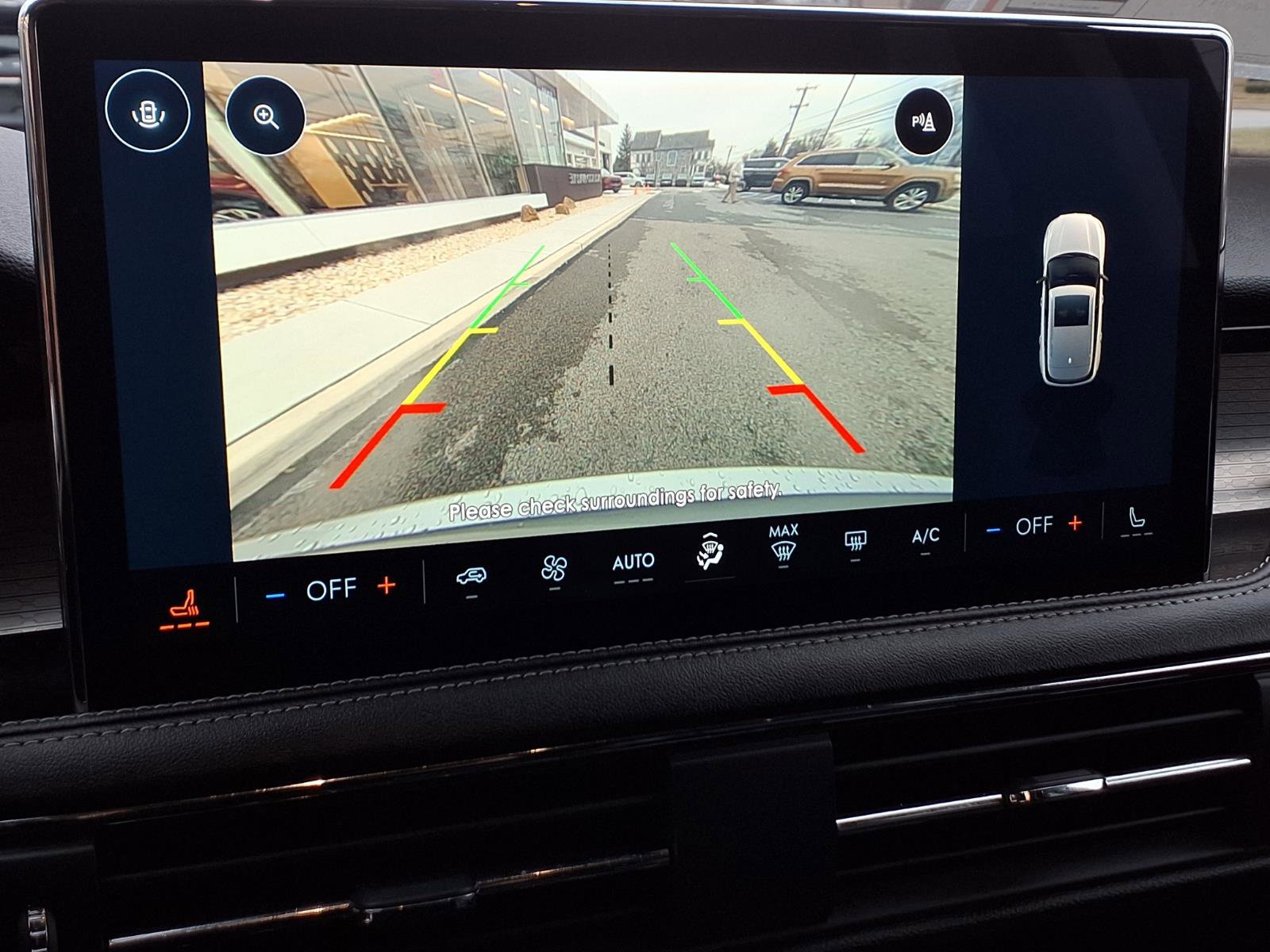Certified 2023 Lincoln Corsair AWD image 24