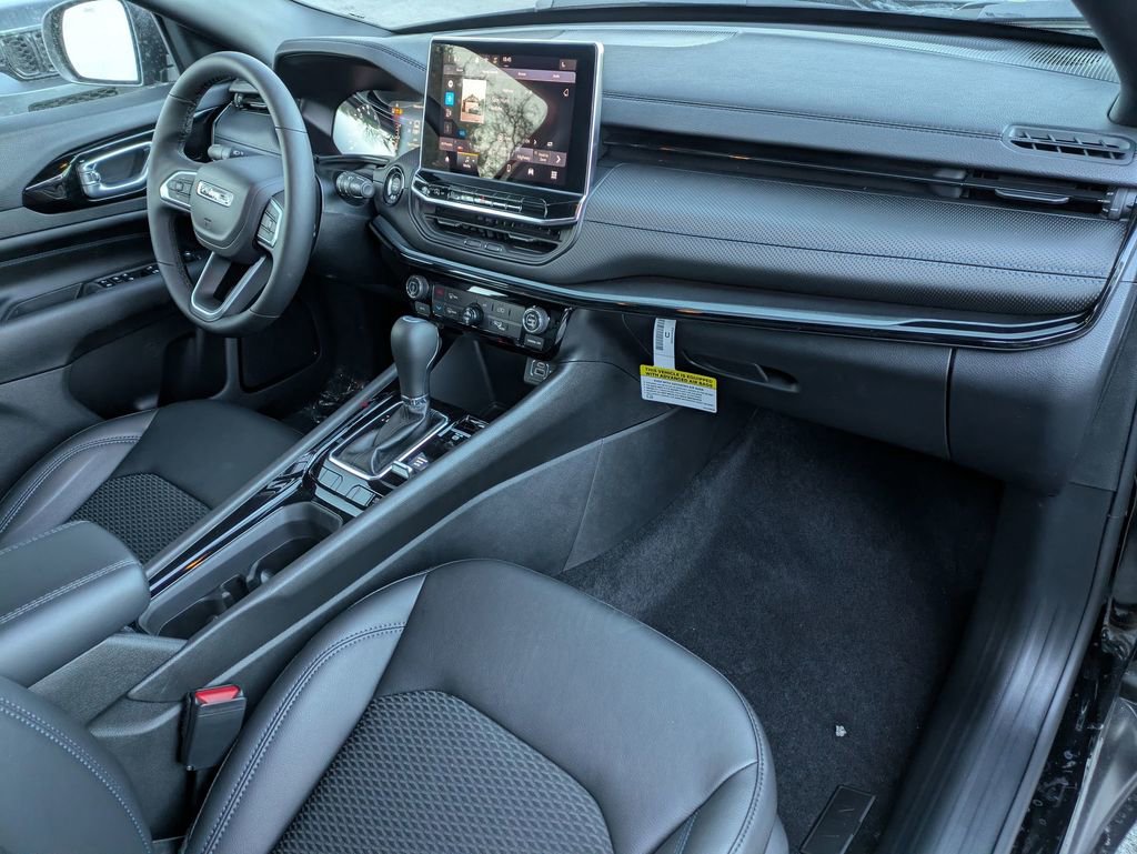 New 2026 Jeep Compass Latitude AWD/4WD image 30