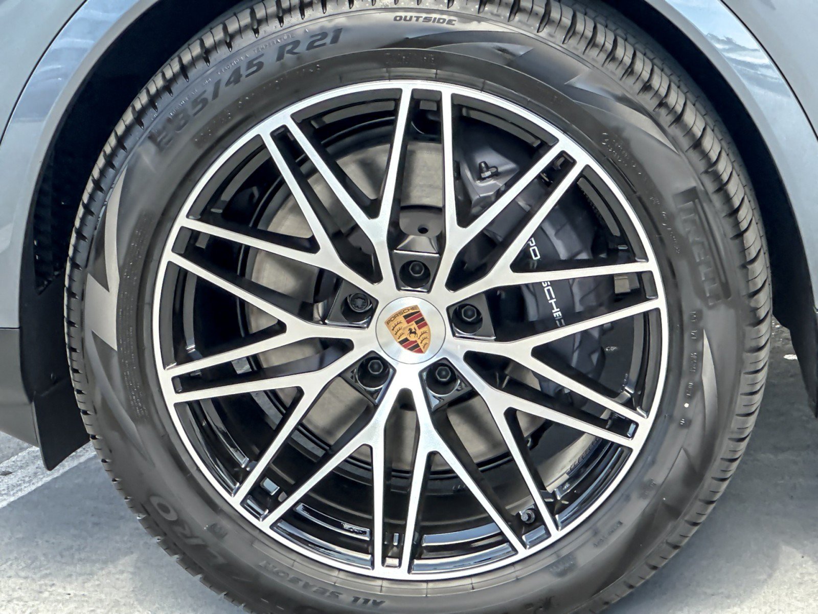 New 2026 Porsche Cayenne Coupe AWD/4WD image 26