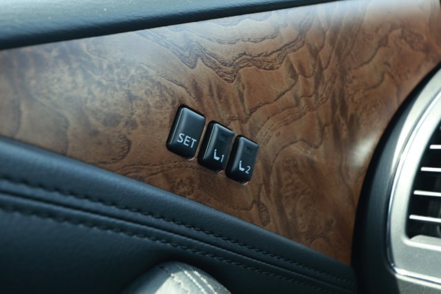 Used 2023 Nissan Armada SL image 22