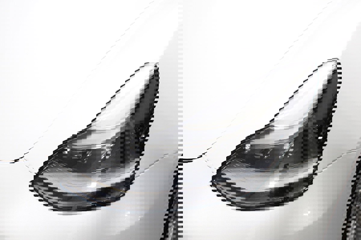 Used 2023 Tesla Model 3 Long Range image 4