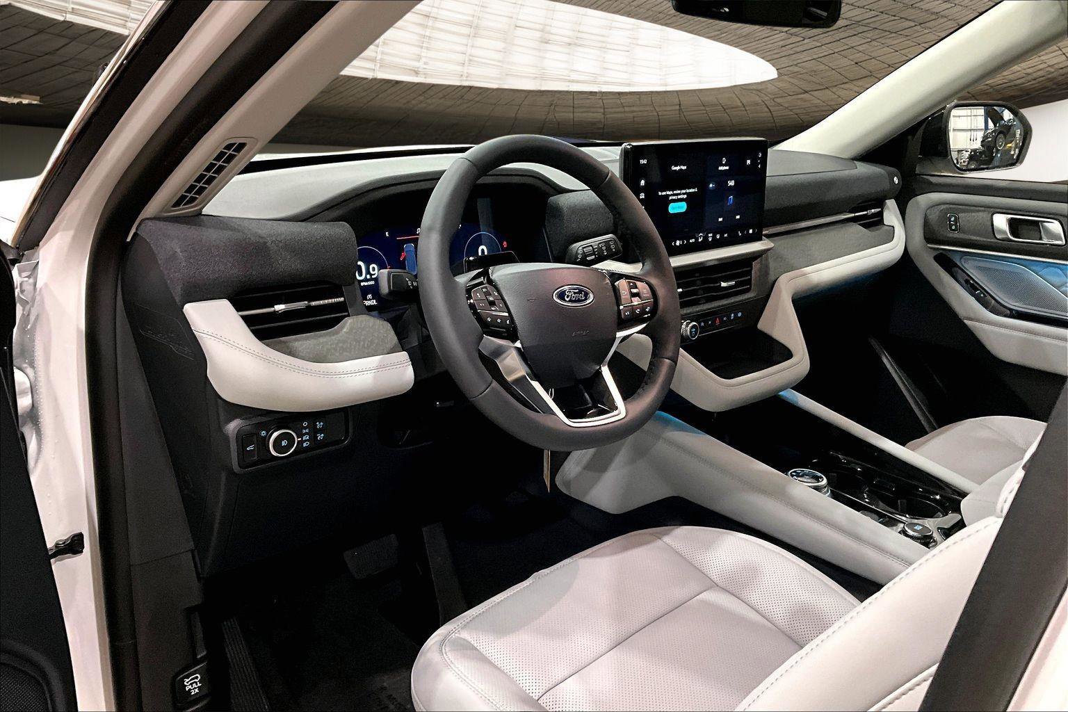 New 2026 Ford Explorer Platinum w/ LUX Leather Package image 7