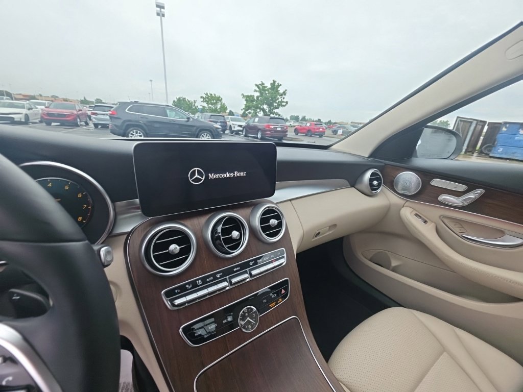 Used 2021 Mercedes-Benz C 300 4MATIC Sedan image 20