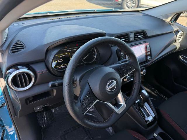 Certified 2025 Nissan Versa SR w/ Trunk Package image 18