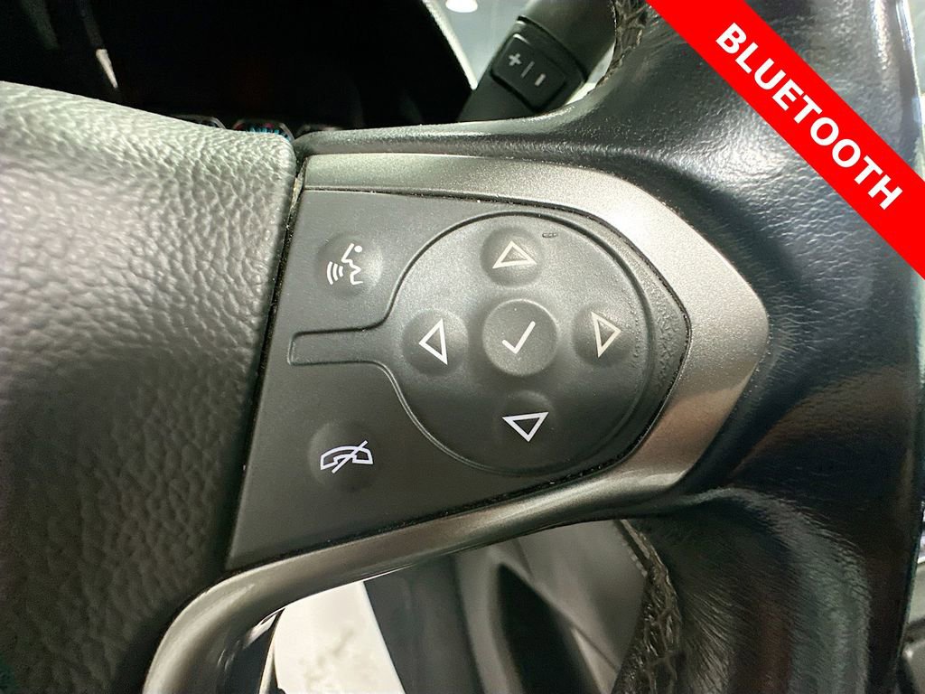 Used 2020 Chevrolet Suburban LT image 37