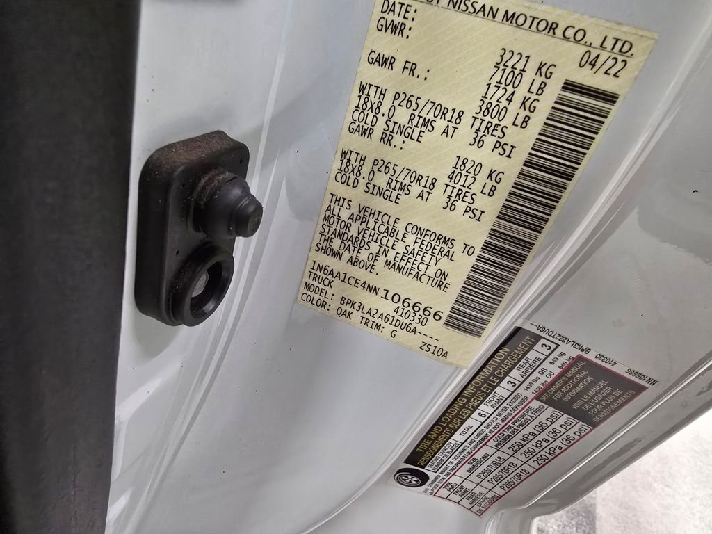 Used 2022 Nissan Titan S image 14