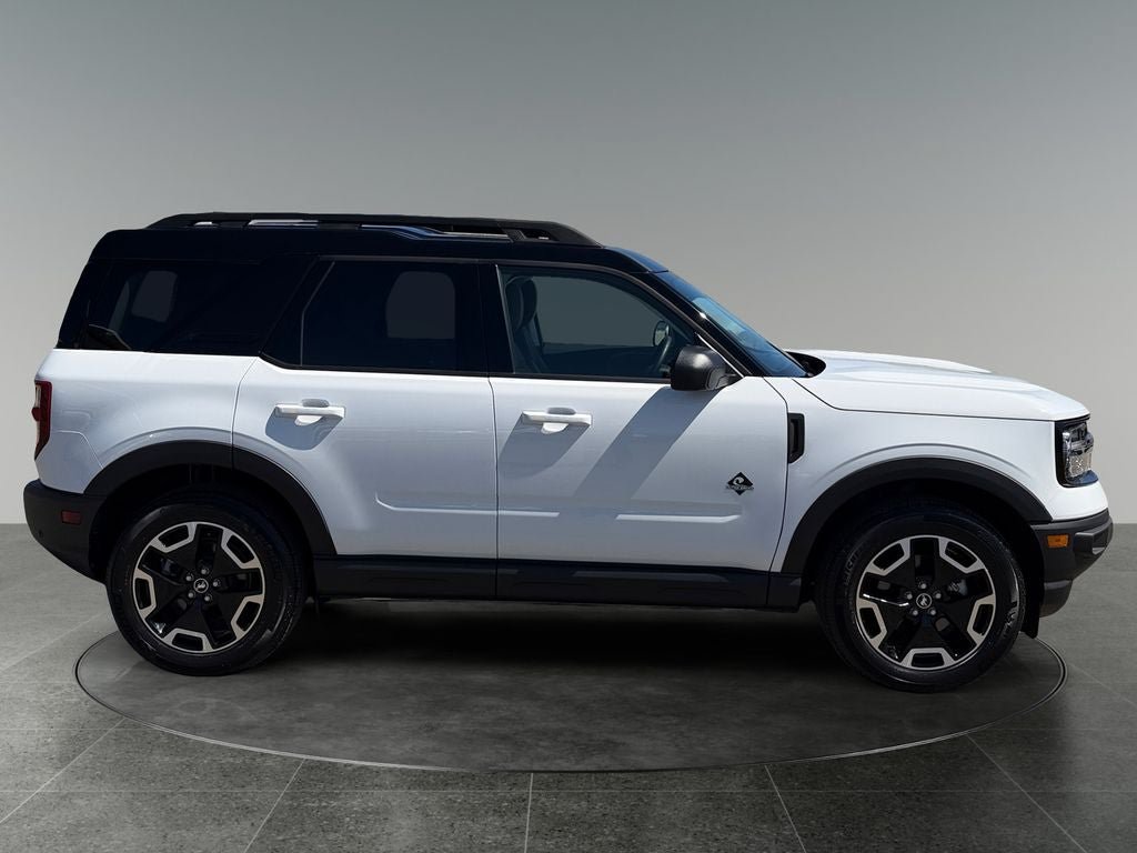 Used 2024 Ford Bronco Sport Outer Banks w/ Tech Package AWD/4WD image 10