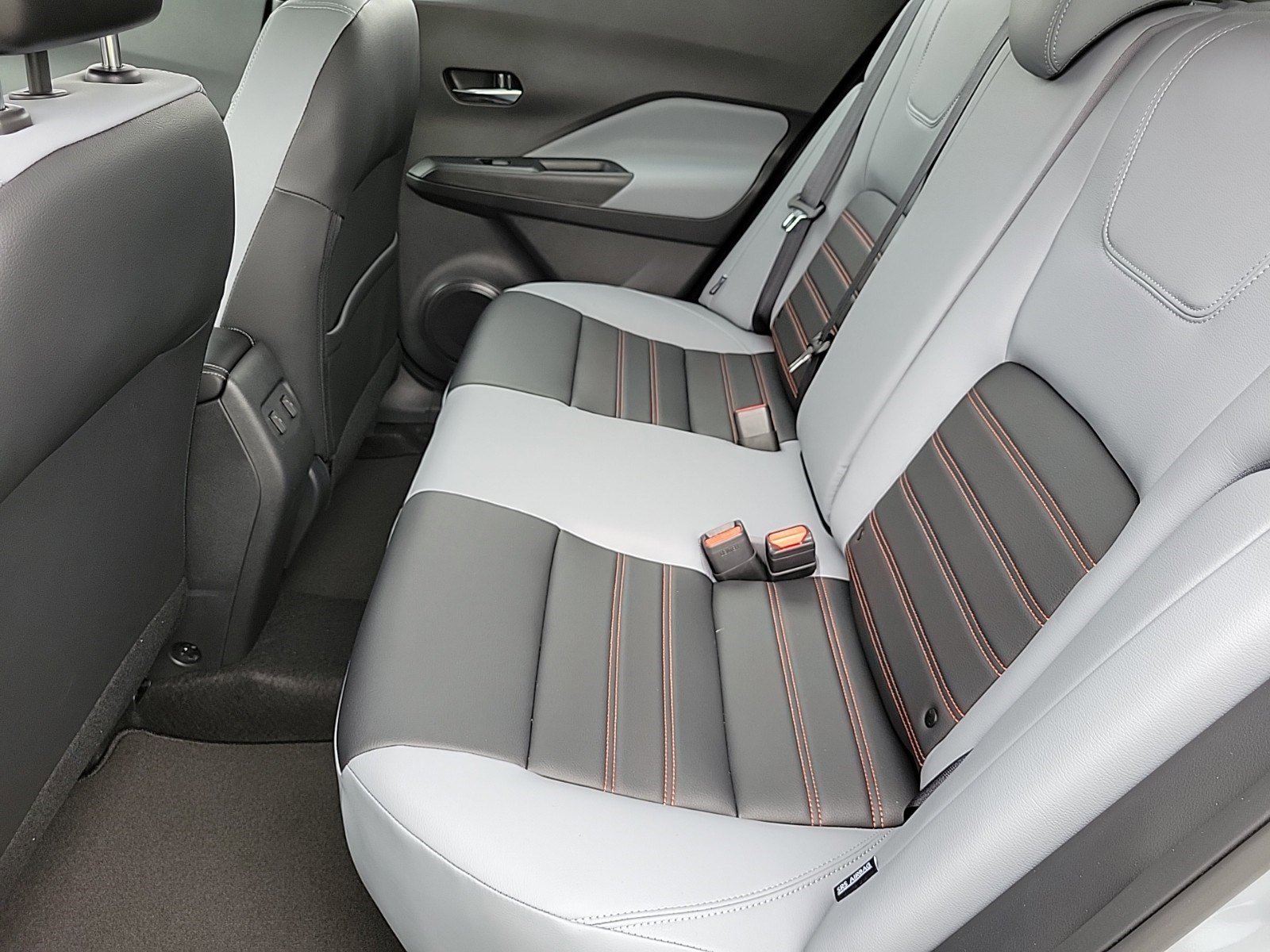 New 2024 Nissan Kicks SR w/ SR Premium Package image 16