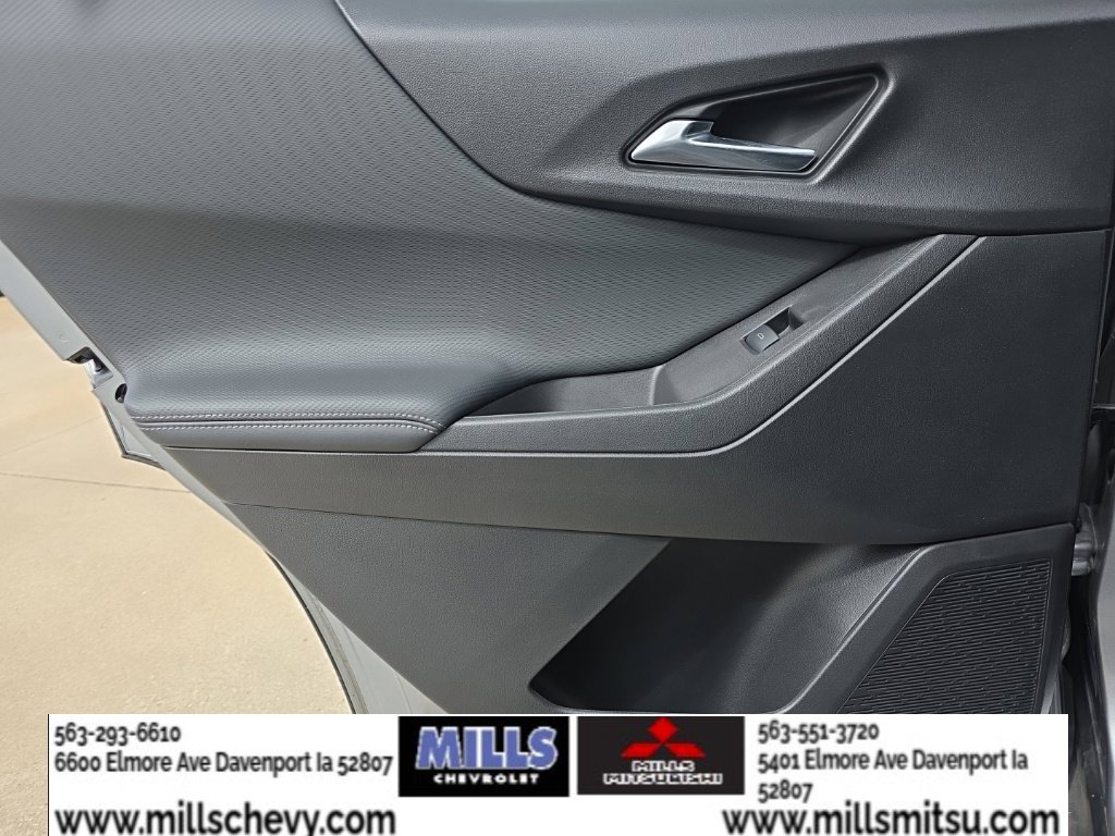 Used 2025 Chevrolet Equinox LT FWD image 16