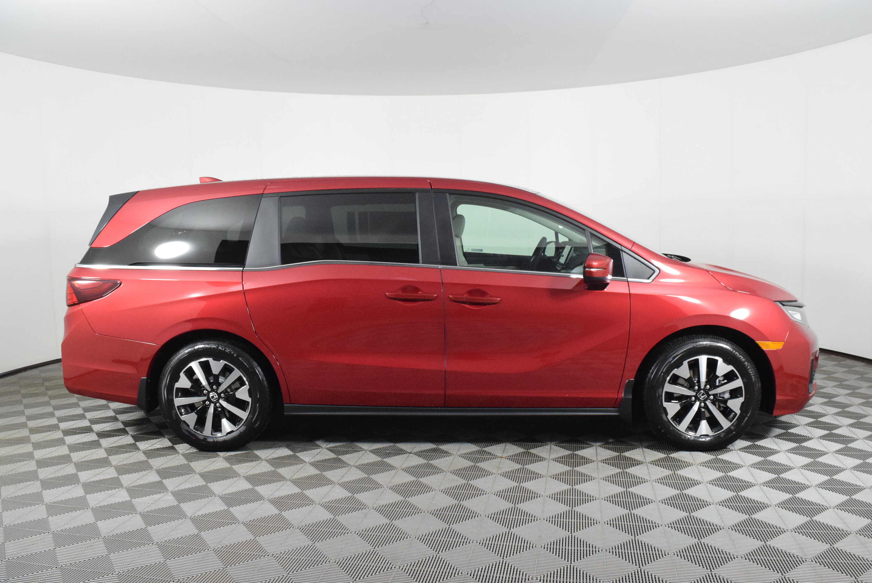 New 2026 Honda Odyssey EX-L image 5