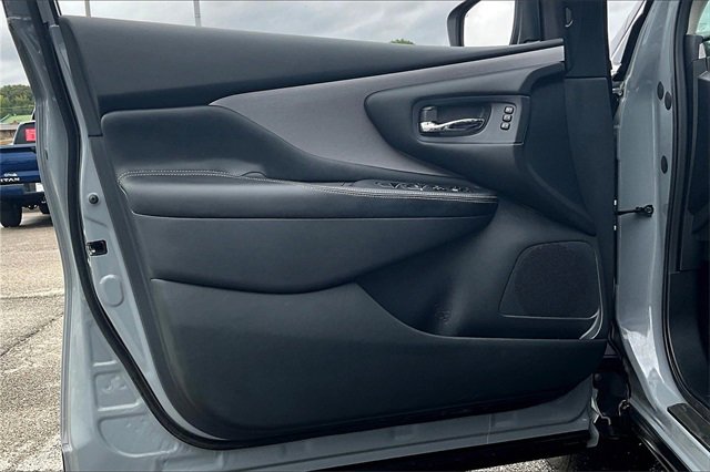 Certified 2024 Nissan Murano SL image 17