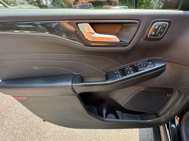 Used 2024 Ford Escape ST-Line Select w/ Tech Pack #2 AWD/4WD image 18