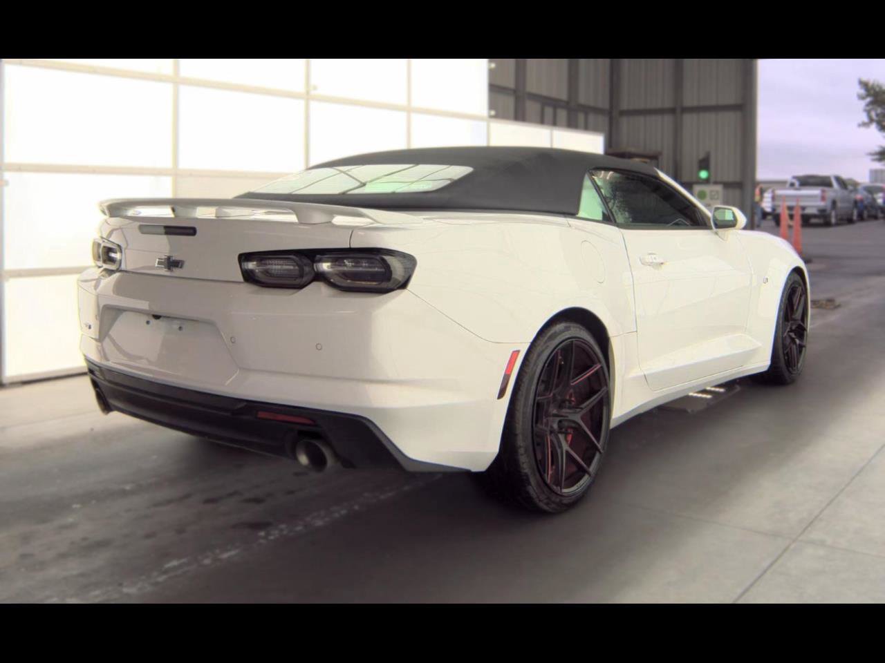 Used 2022 Chevrolet Camaro SS RWD image 2