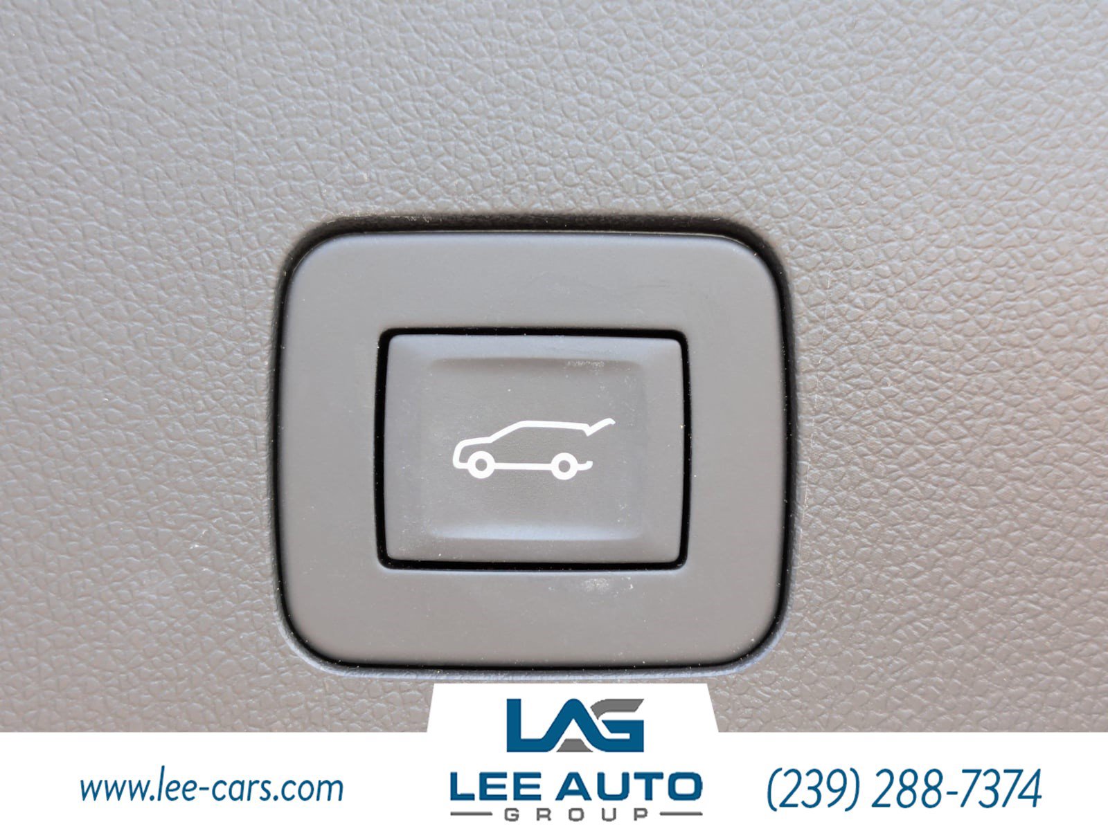 Used 2023 Buick Encore GX Select w/ Sport Touring Package FWD image 11