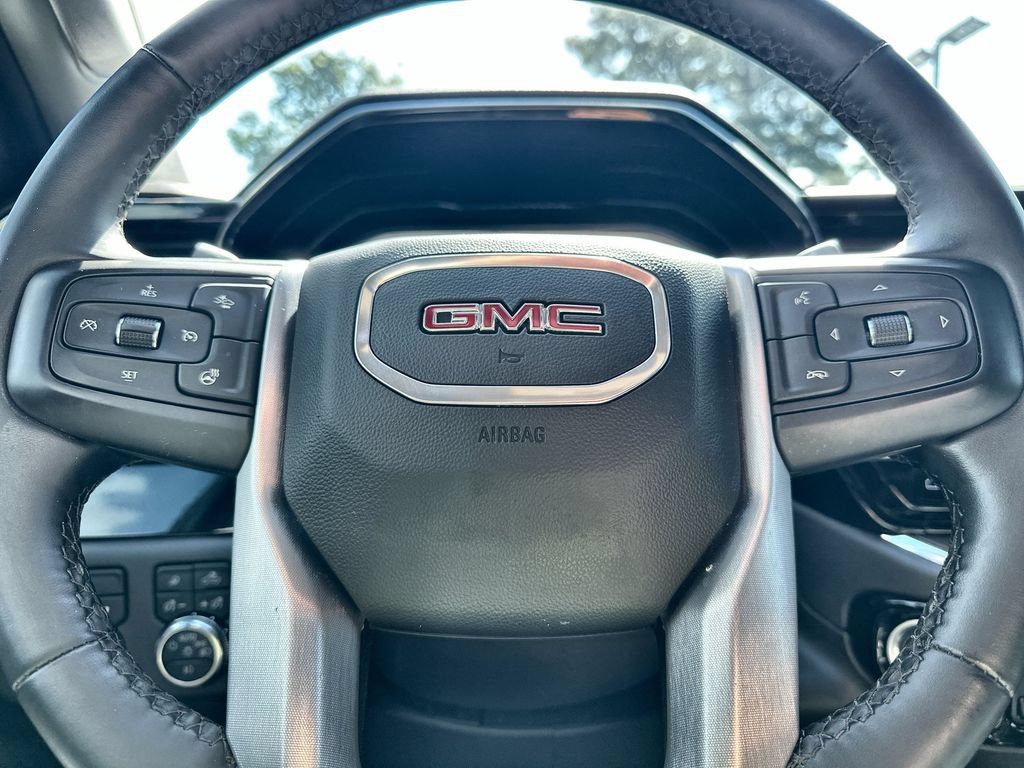 Used 2024 GMC Sierra 1500 SLT AWD/4WD image 33