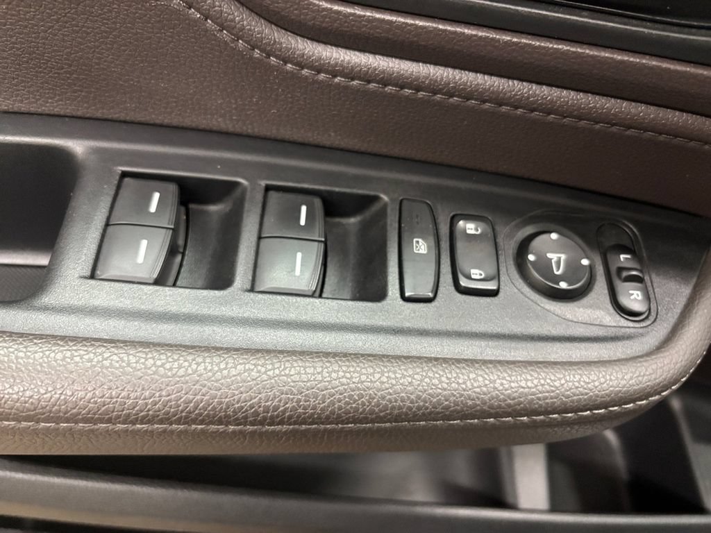 Used 2023 Honda Odyssey EX image 13